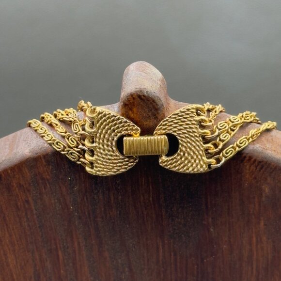 Vintage Goldette NY Greek Meander 5 Strand Layered Chains Cameo Pendant 1960’s - Picture 6 of 16